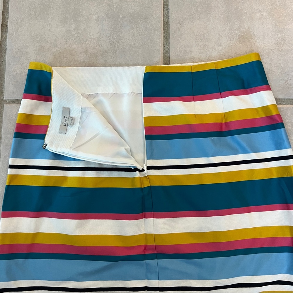 Ann Taylor Loft Striped Knee Length Skirt Lined Size 12 - Picture 6 of 6